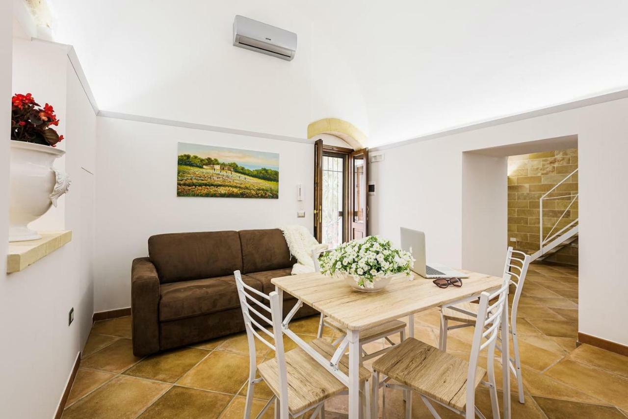 Diletta Casa Vacanze Lecce Bagian luar foto